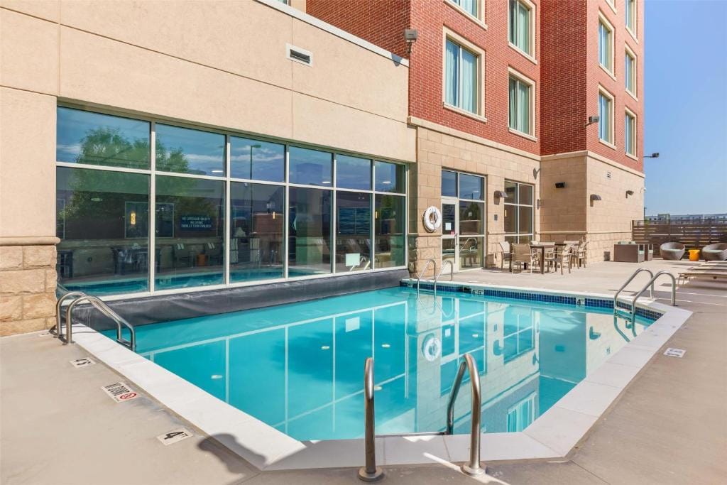 Drury Plaza Hotel Denver Central Park — 4
