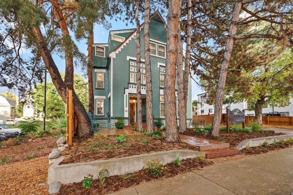Flora House Denver — 4