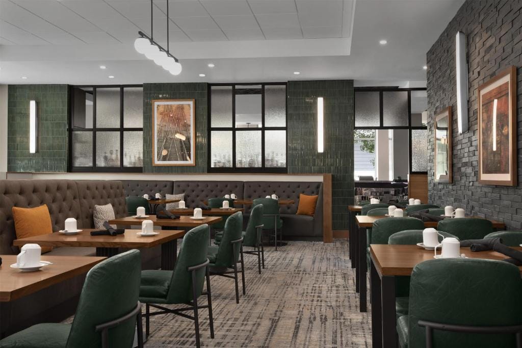 Hilton Garden Inn Denver Downtown — 4