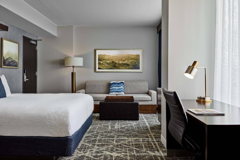 SpringHill Suites by Marriott Denver Downtown — 2