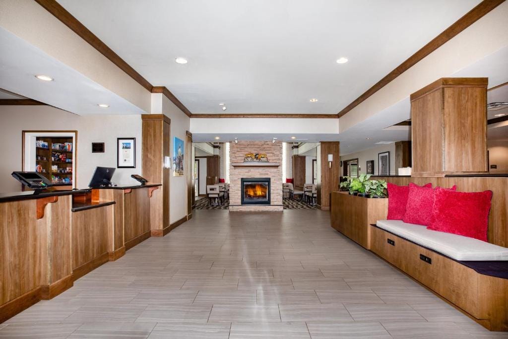 Staybridge Suites Denver International Airport by IHG — 4