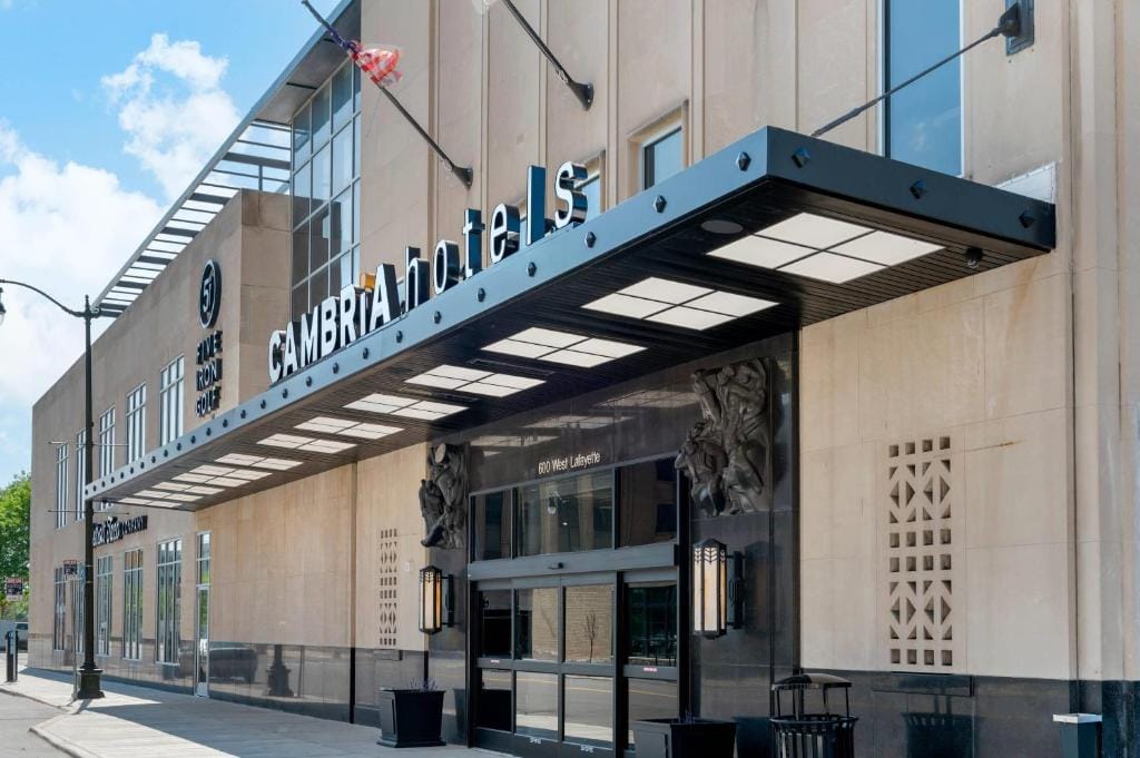 Cambria Hotel Detroit Downtown — 1