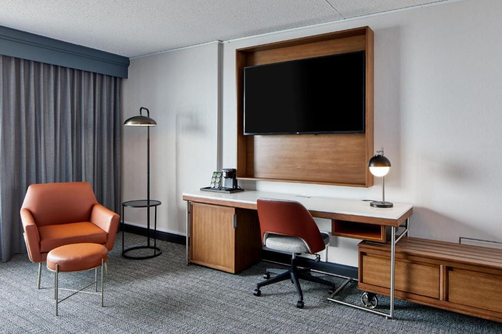 Courtyard by Marriott Detroit Downtown — 5