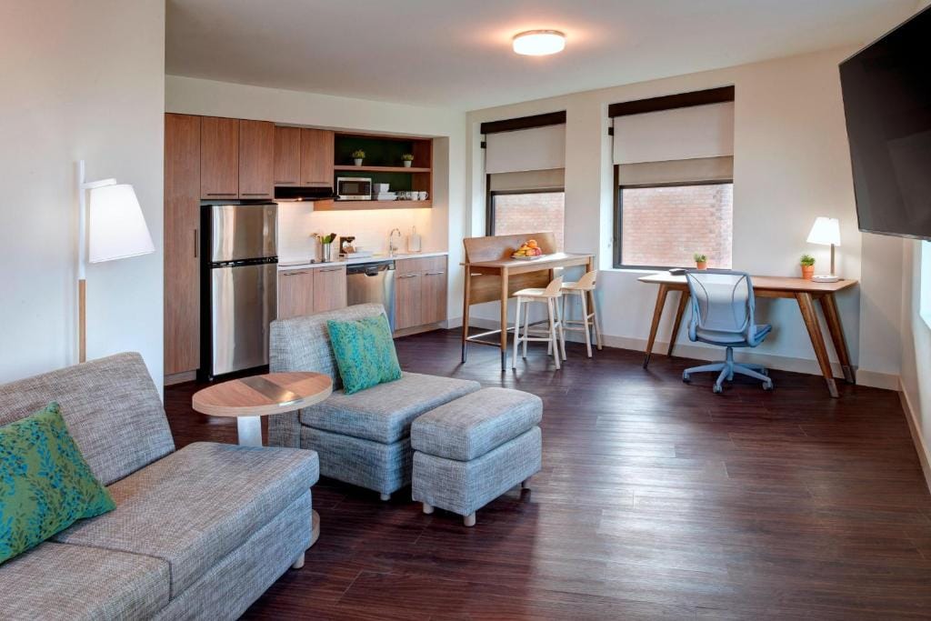 Element by Marriott Detroit at The Metropolitan — 3