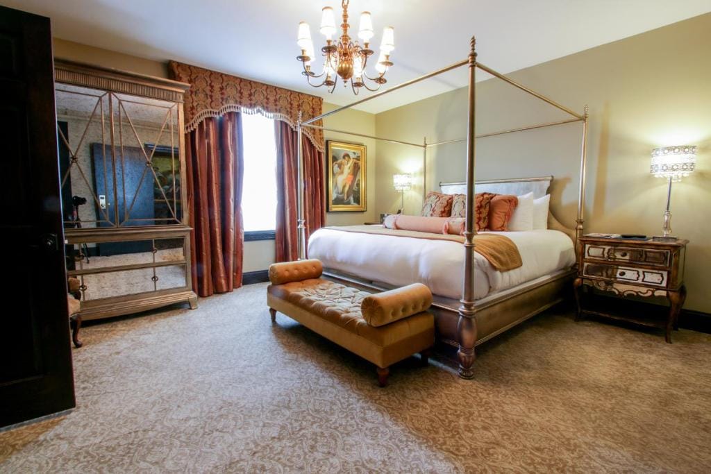 The Detroit Club — 2