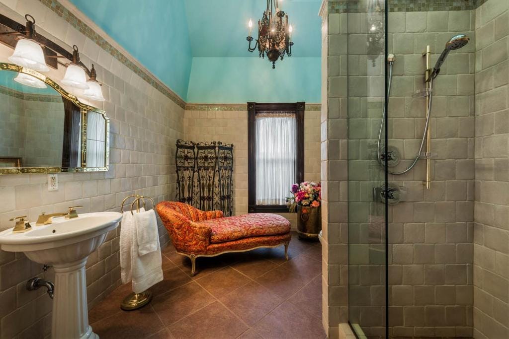 The Inn at 97 Winder — 3