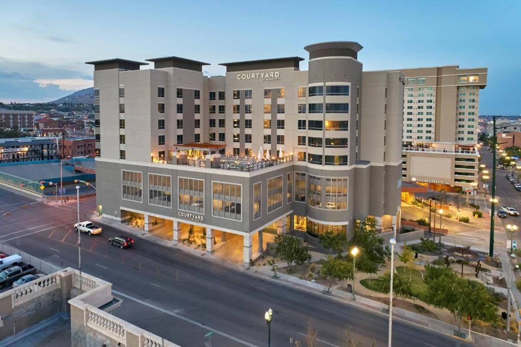 Courtyard By Marriott El Paso Downtown/Convention Center — 1