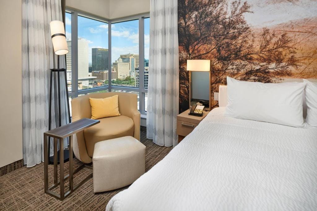 Courtyard By Marriott El Paso Downtown/Convention Center — 2