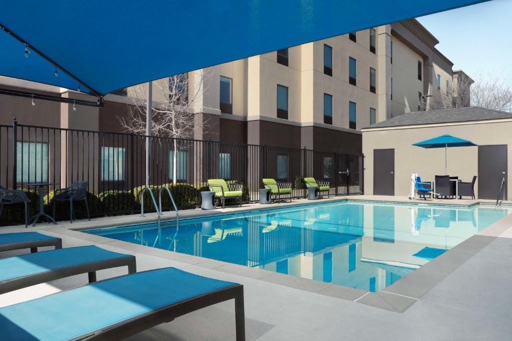 Hampton Inn & Suites El Paso/East — 4