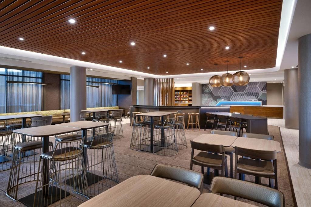 SpringHill Suites by Marriott El Paso Airport — 4
