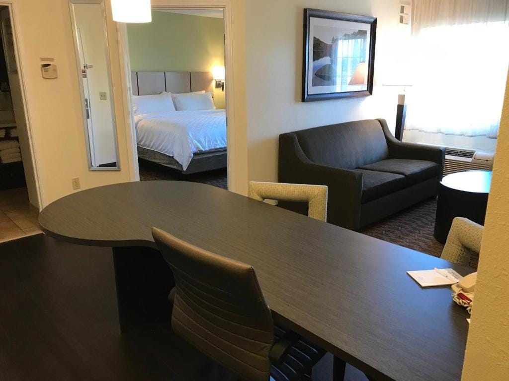Candlewood Suites Fort Wayne - NW by IHG — 2