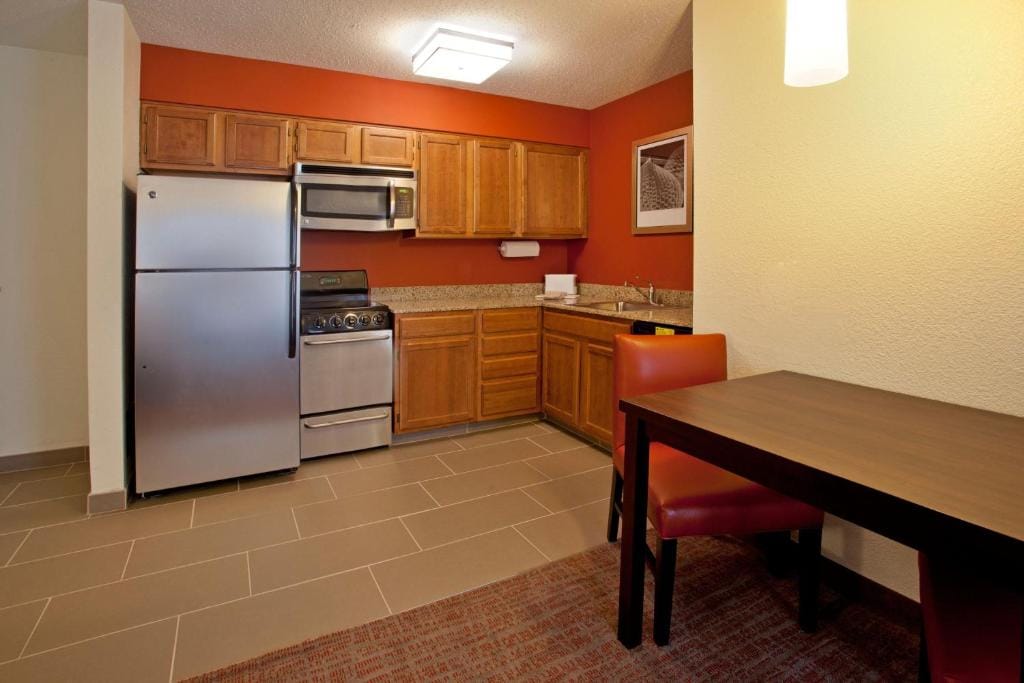 Residence Inn by Marriott Fort Wayne Southwest — 4