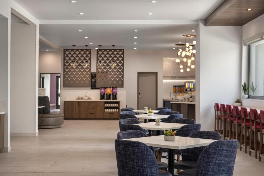 Home2 Suites By Hilton Fort Worth Lake Worth — 5