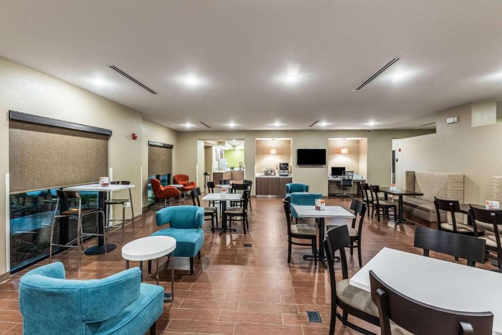 Sleep Inn & Suites Fort Worth - Fossil Creek — 5