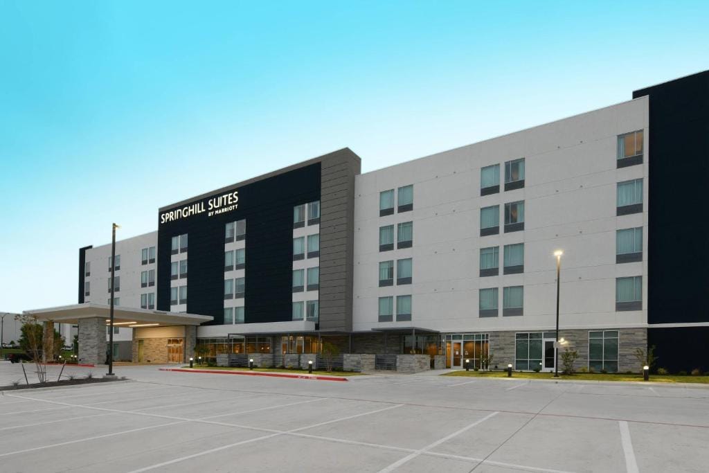 SpringHill Suites Dallas DFW Airport South/CentrePort — 1