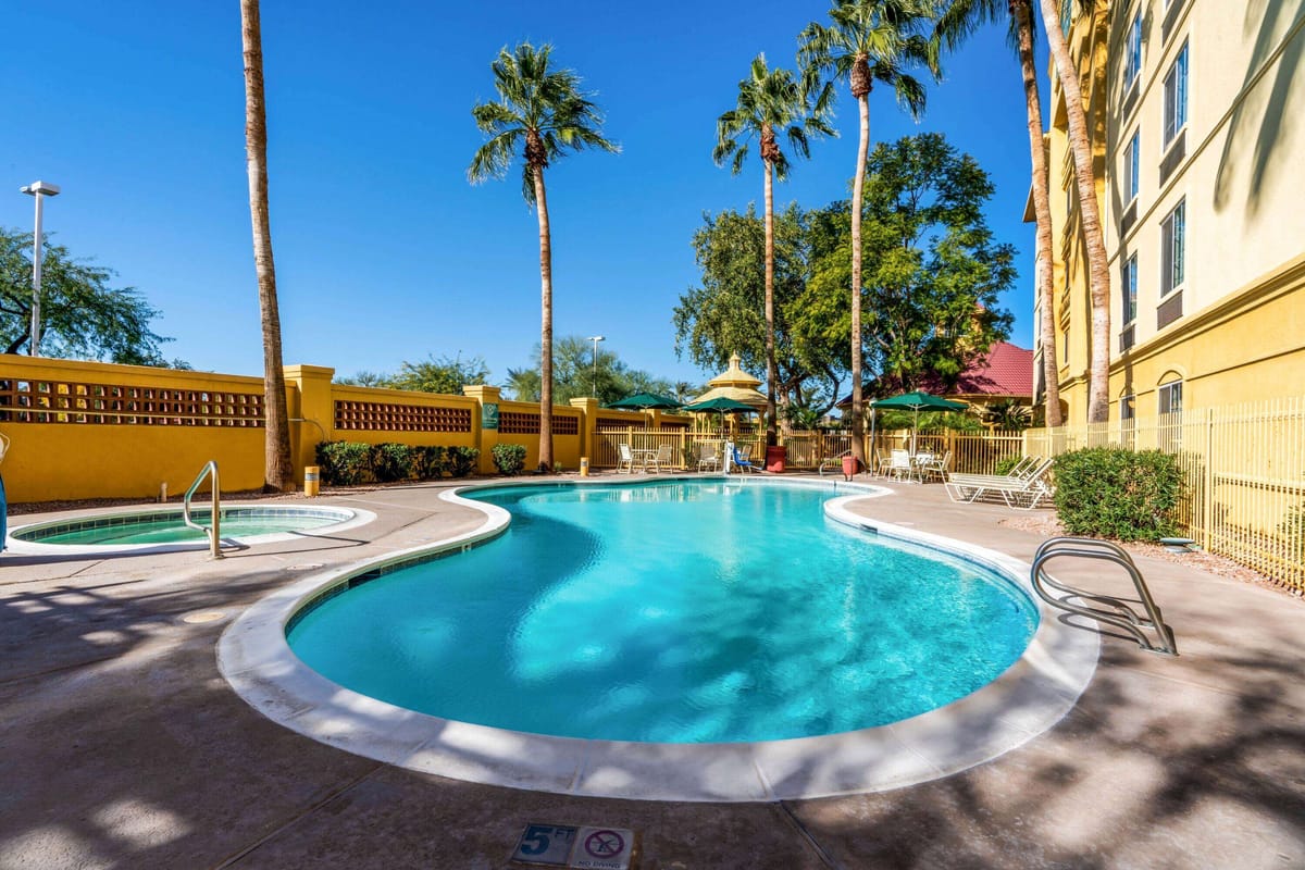 La Quinta Inn & Suites by Wyndham Phoenix West Peoria