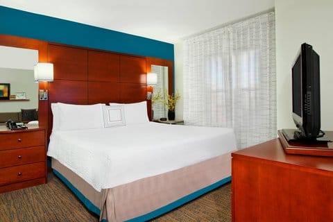 Residence Inn by Marriott Phoenix Glendale Sports & Entertainment District — 4