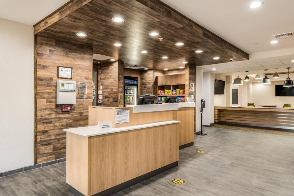 Fairfield by Marriott Inn & Suites Greensboro Coliseum Area — 5