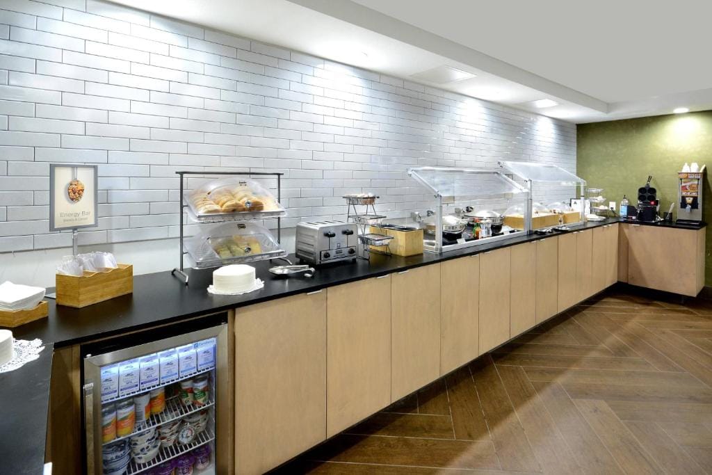 Fairfield Inn by Marriott Greensboro Airport — 5