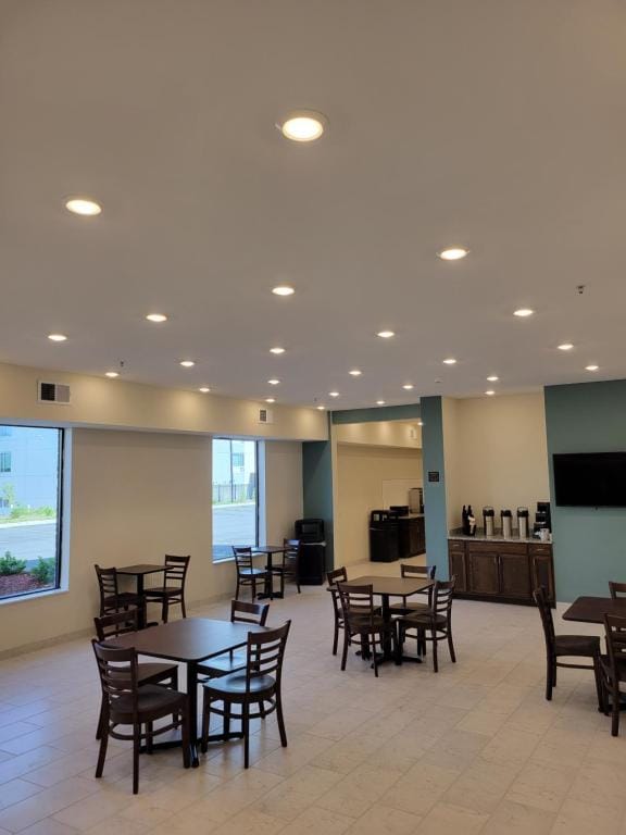 Sleep Inn Greensboro - Coliseum Area — 4