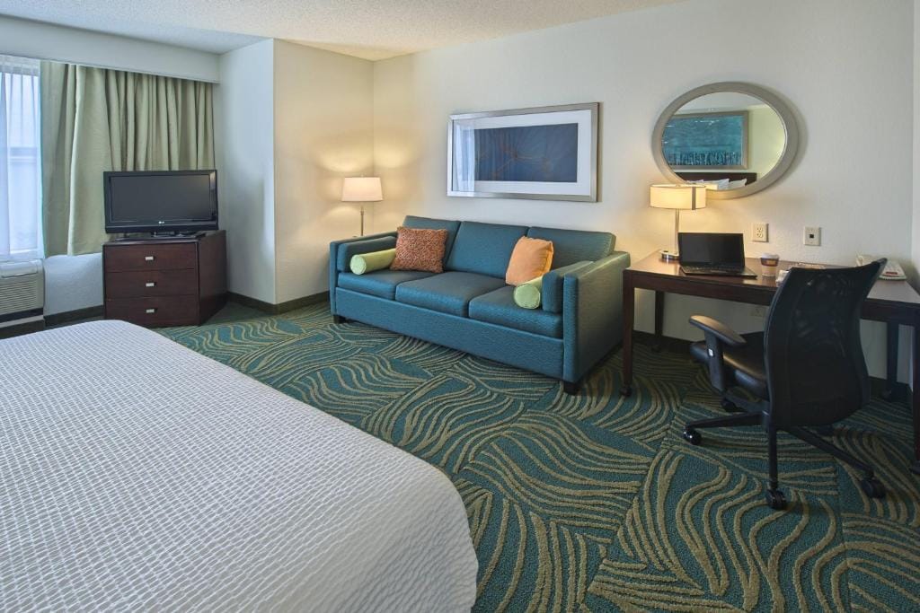 SpringHill Suites by Marriott Greensboro — 2