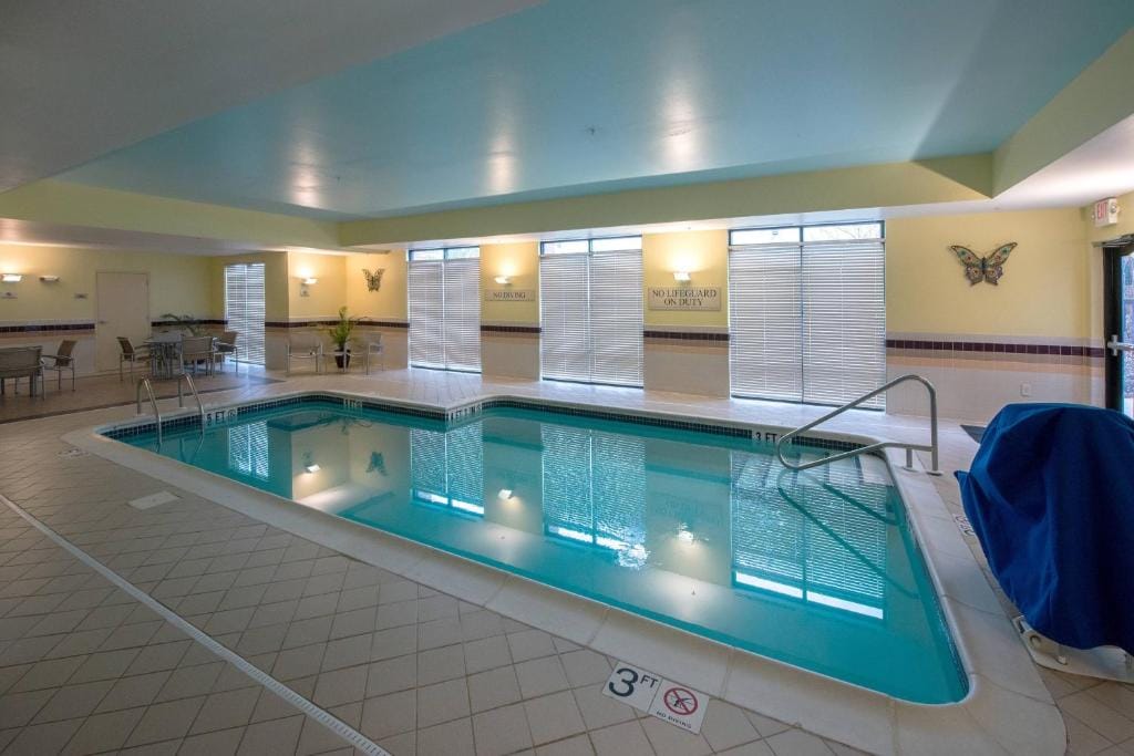 SpringHill Suites by Marriott Greensboro — 4