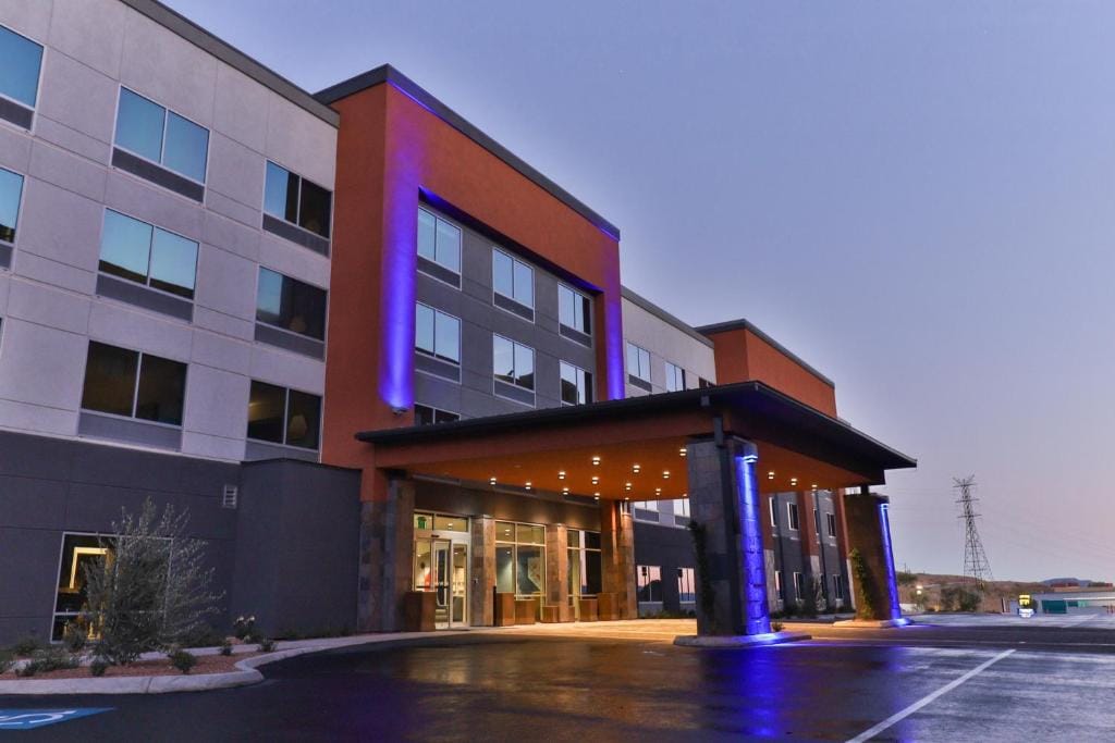 Holiday Inn Express & Suites - Henderson South - Boulder City by IHG
