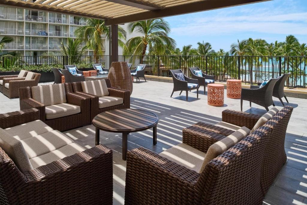 Aston Waikiki Beach Tower — 5