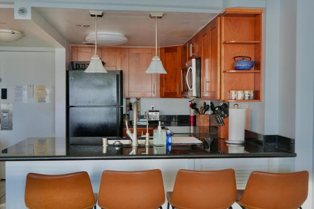 Ilikai Hotel Condo with Kitchen and Ocean View — 3
