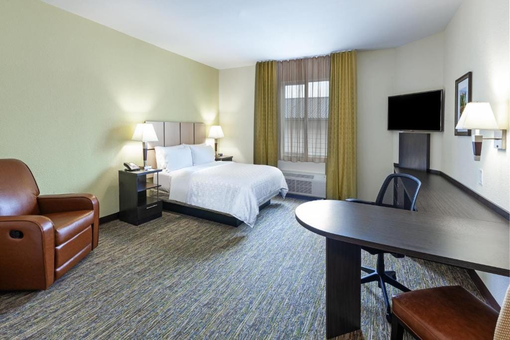 Candlewood Suites Houston - Spring by IHG — 2