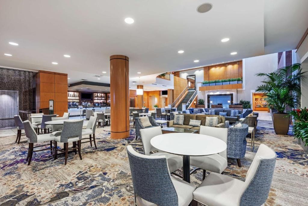 Embassy Suites by Hilton Houston-Energy Corridor — 3