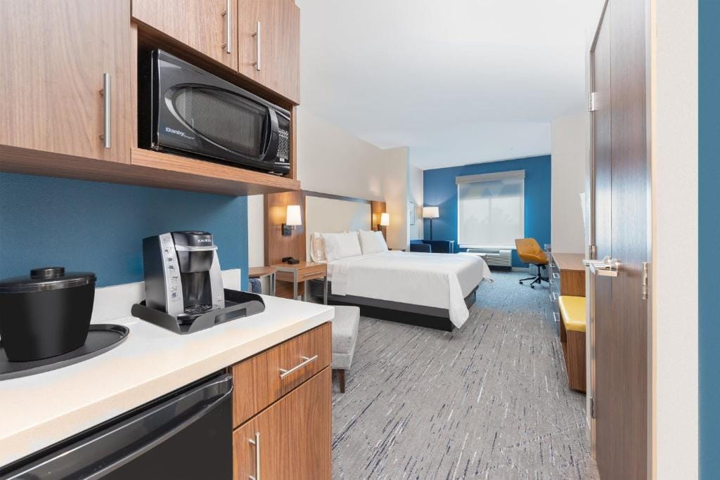 Holiday Inn Express & Suites Houston S - Medical Ctr Area by IHG — 2