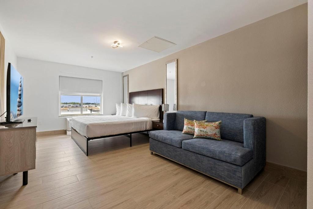 Kompose Boutique Hotel Houston Cy-Fair — 2