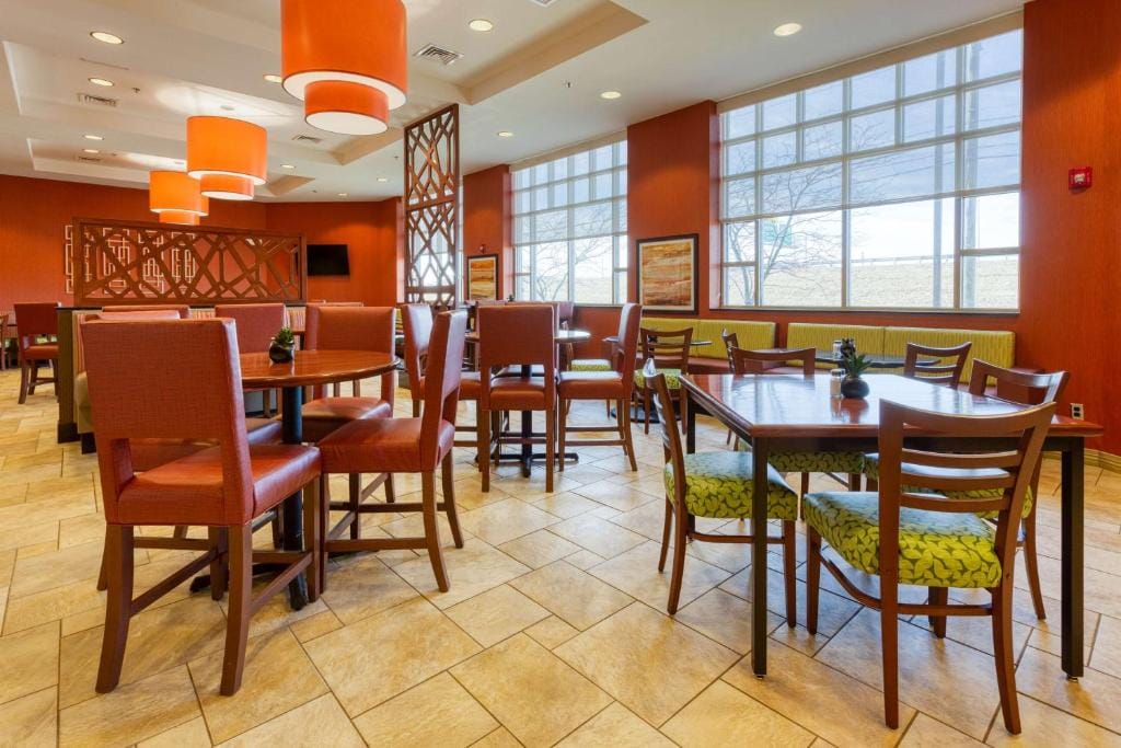 Drury Inn & Suites Indianapolis Northeast — 5