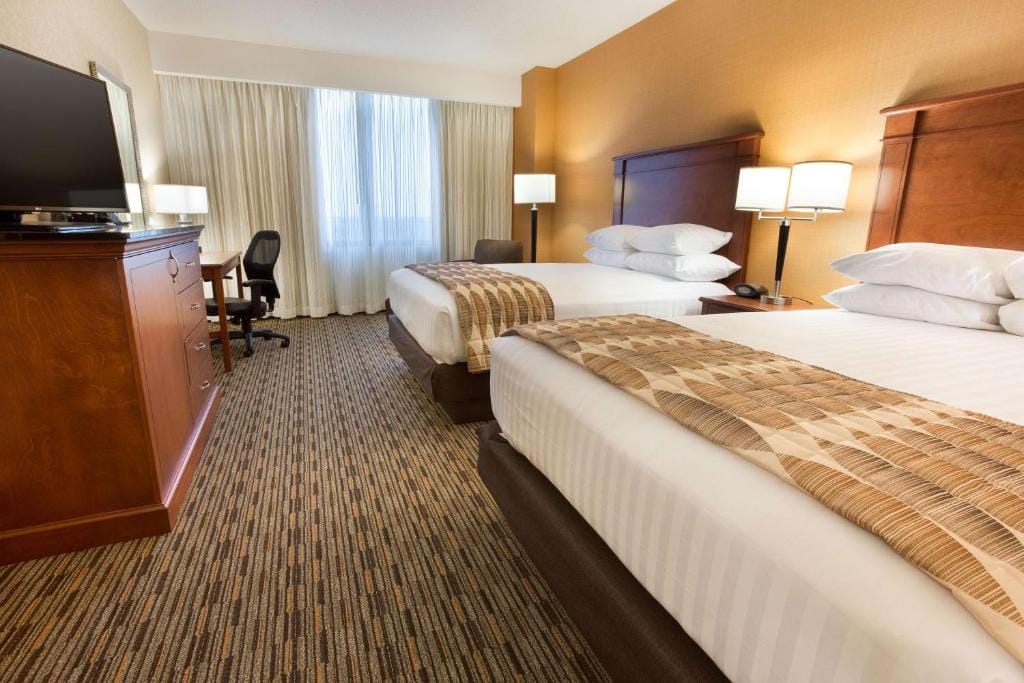 Drury Plaza Hotel Indianapolis Carmel — 2