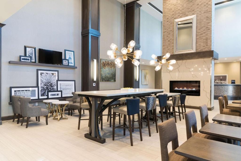 Hampton Inn & Suites Indianapolis-Keystone, IN — 5