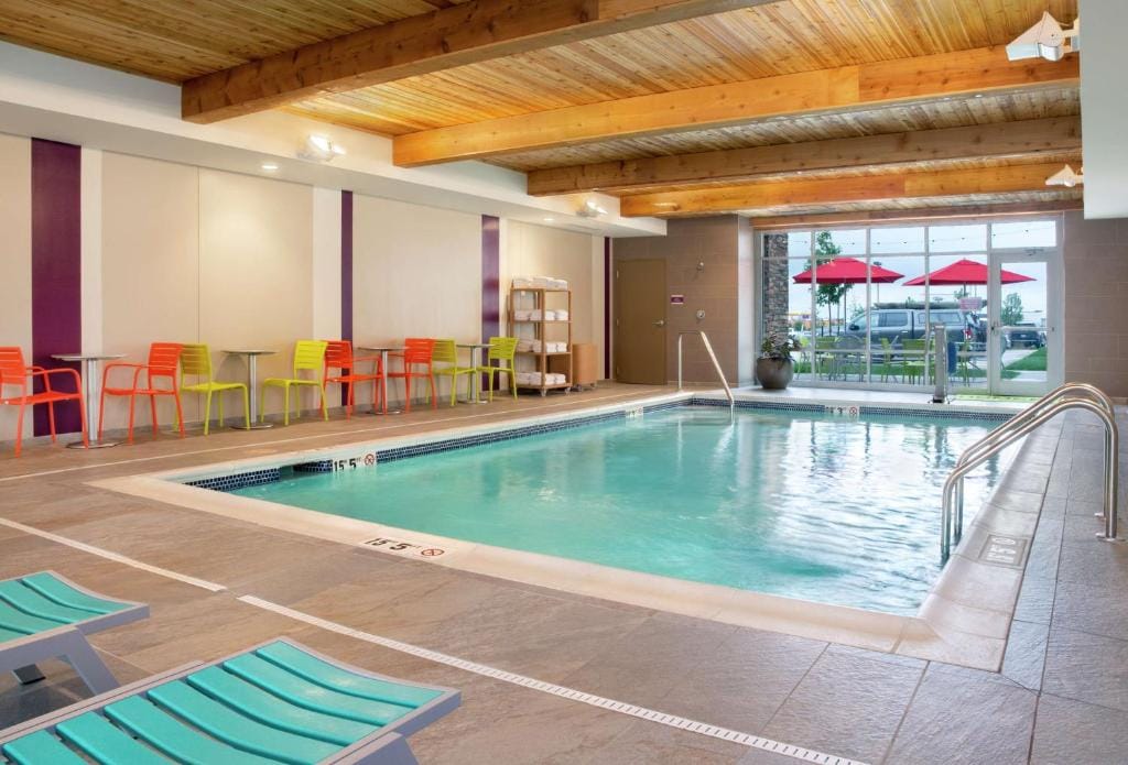 Home2 Suites By Hilton Indianapolis Greenwood — 4