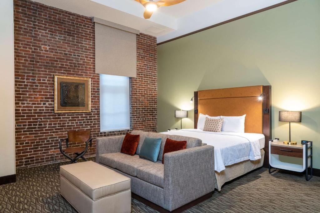 Homewood Suites by Hilton Indianapolis Downtown — 2