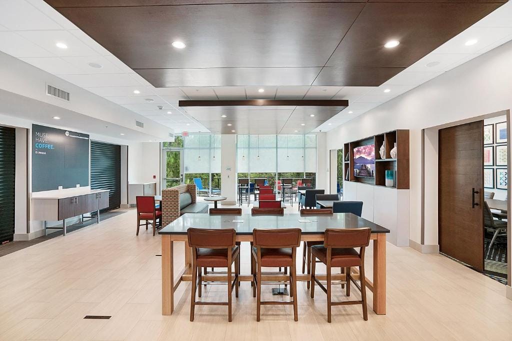 Holiday Inn Express - Jacksonville South Bartram Prk by IHG — 5