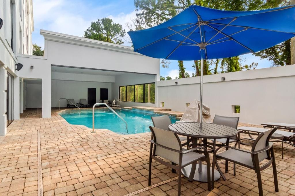 Holiday Inn Express & Suites Jacksonville South East - Medical Center Area by IHG — 2