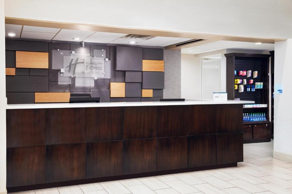 Holiday Inn Express & Suites Jacksonville South East - Medical Center Area by IHG — 5