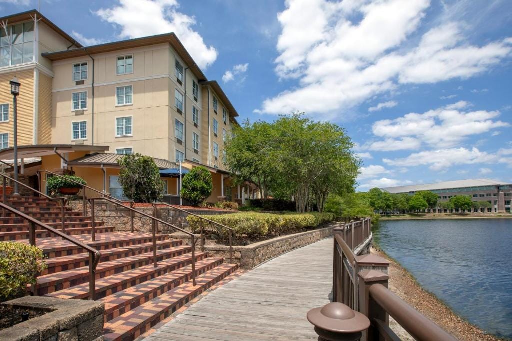 Hotel Indigo Jacksonville-Deerwood Park by IHG — 4