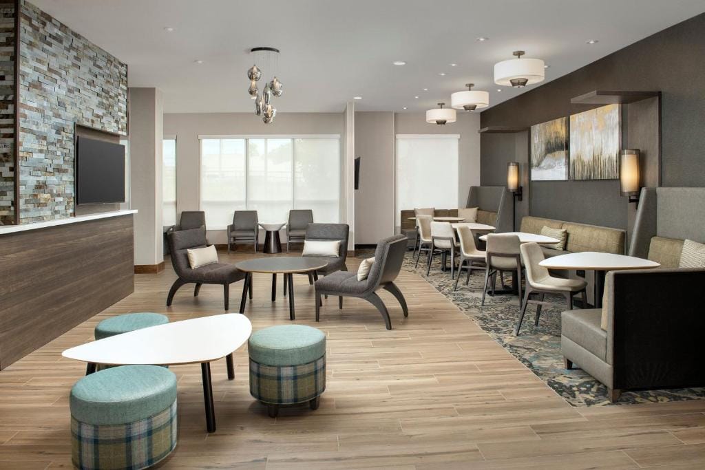 Residence Inn by Marriott Jacksonville Downtown — 5