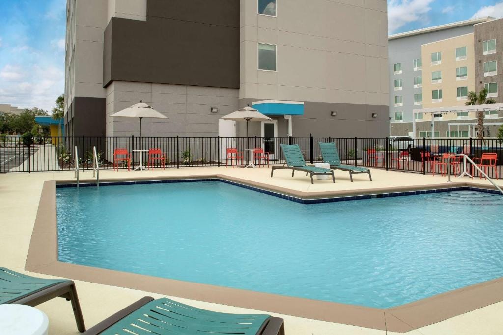 Tru By Hilton Jacksonville Airport — 4