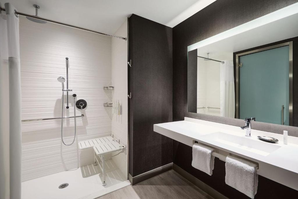 AC Hotel by Marriott Kansas City Downtown — 3