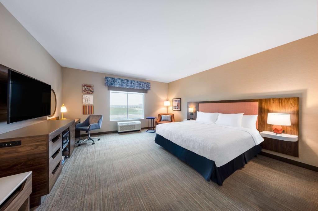 Hampton Inn Kansas City Southeast, Mo — 2
