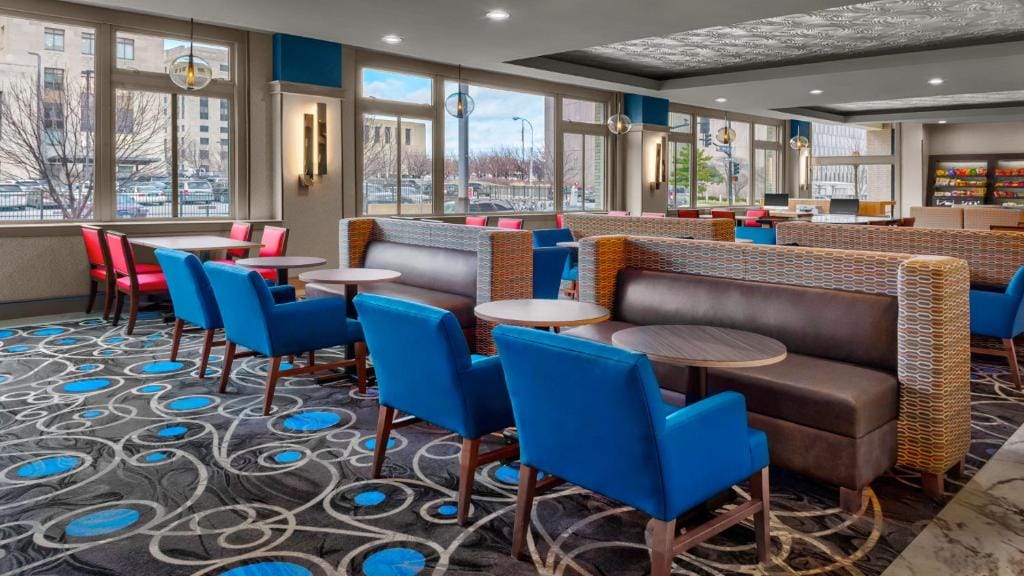 Holiday Inn Express Kansas City Downtown — 4