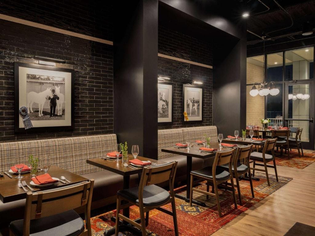Origin Kansas City Riverfront, a Wyndham Hotel — 4