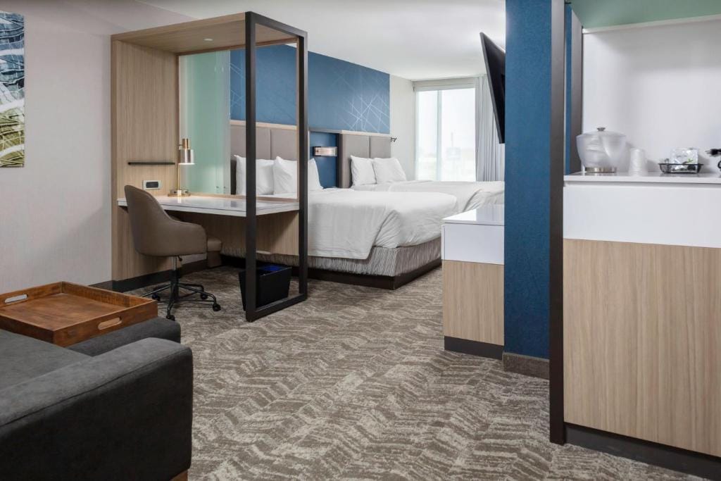 SpringHill Suites Kansas City Airport — 2
