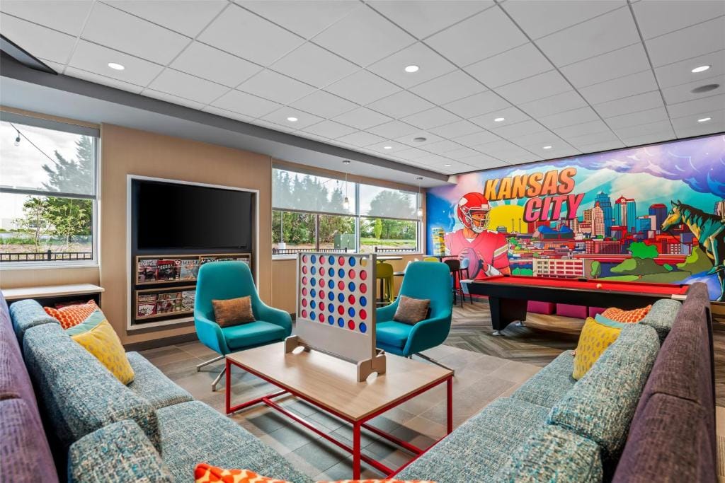 Tru By Hilton Kansas City Airport — 5